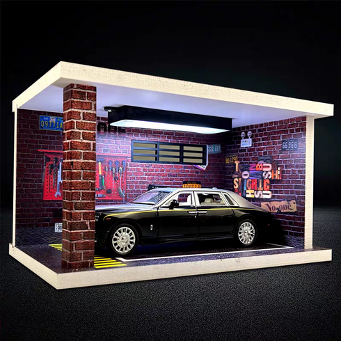 Rolls-Royce Phantom Royale Die-Cast Luxury Edition