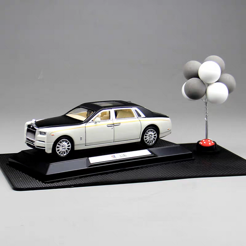 Rolls-Royce Phantom Royale Die-Cast Luxury Edition
